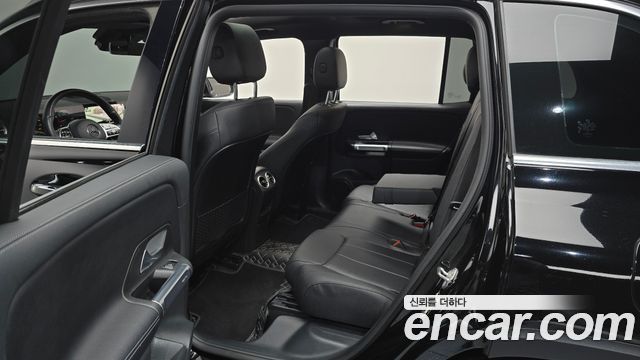 Mercedes-Benz GLB-Class (X247) GLB200 d 2023 — фото 15