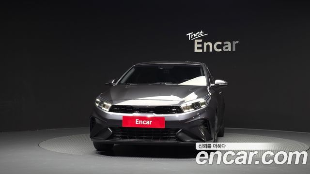 Kia K3 (II) 1.6 Prestige 2023 — фото 3