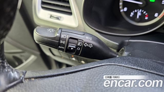 Hyundai Santa Fe The Prime Diesel 2.0 2WD Premium 2017 — фото 18