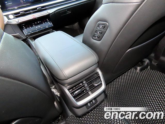 Hyundai Grandeur (GN7) 3.5 LPG 2WD (Taxi) Deluxe 2025 — фото 21