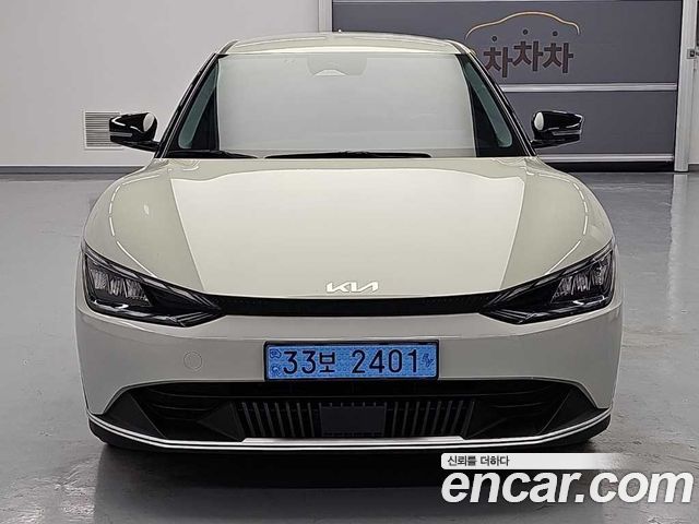 Kia EV6 Long Range 4WD Air 2022 — фото 2