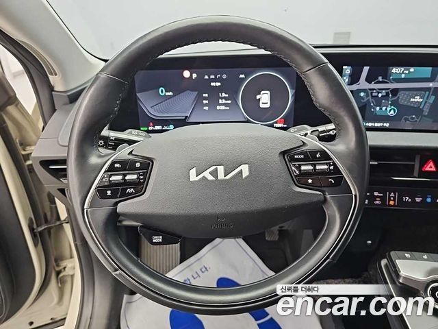 Kia EV6 Long Range 4WD Air 2022 — фото 9