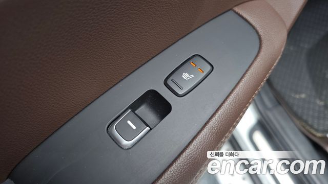 Kia Sorento Diesel 2.0 2WD Noblesse Special 2016 — фото 19
