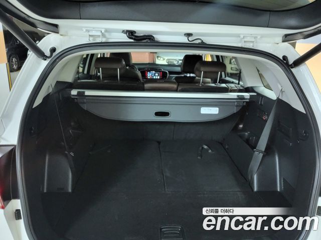 Kia Sorento Diesel 2.0 2WD Noblesse Special 2016 — фото 20