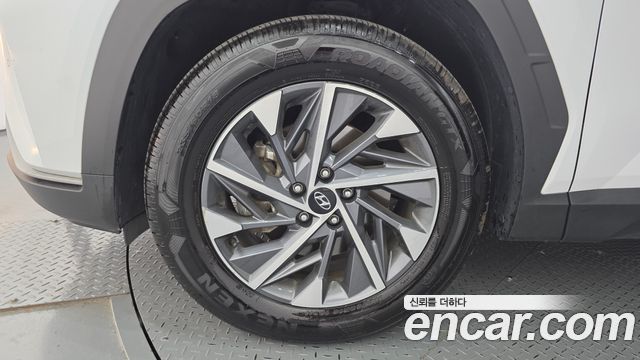 Hyundai Tucson (NX4) Gasoline 1.6 Turbo 2WD Premium 2022 — фото 5