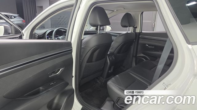 Hyundai Tucson (NX4) Gasoline 1.6 Turbo 2WD Premium 2022 — фото 11