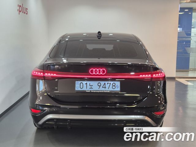 Audi A6 e-tron Performance S line 2025 — фото 4