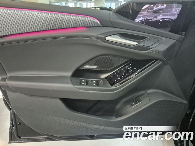 Audi A6 e-tron Performance S line 2025 — фото 16