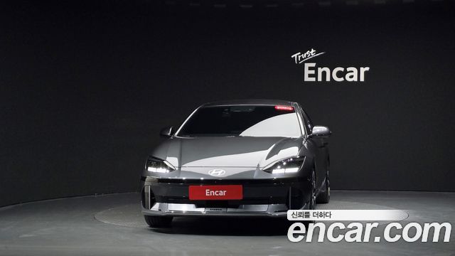 Hyundai Ioniq 6 Long Range Exclusive + 2023 — фото 3