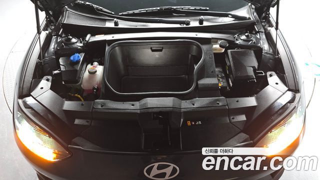 Hyundai Ioniq 6 Long Range Exclusive + 2023 — фото 6