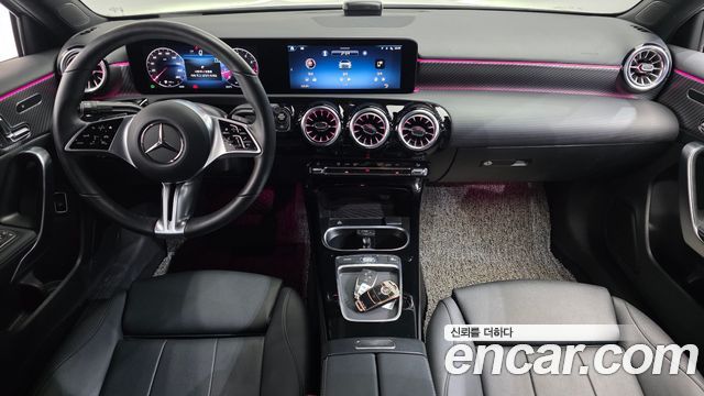 Mercedes-Benz A-Class (W177) A220 Sedan 2025 — фото 7