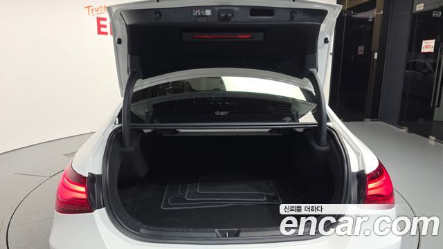 Mercedes-Benz A-Class (W177) A220 Sedan 2025 — фото 20