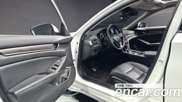 Honda Accord (X) 1.5 Turbo 2018 — фото 10