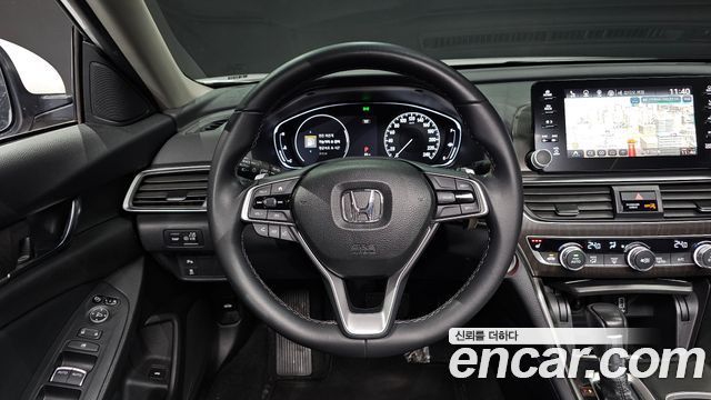 Honda Accord (X) 1.5 Turbo 2018 — фото 13