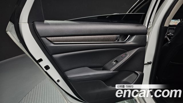 Honda Accord (X) 1.5 Turbo 2018 — фото 25