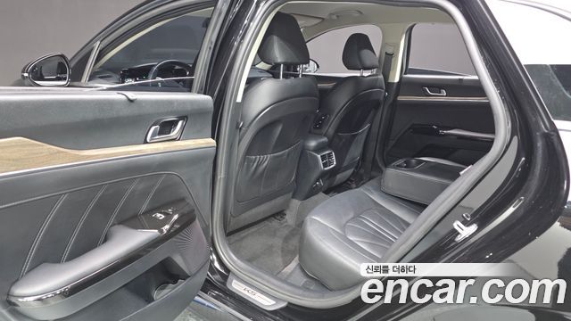 Kia K5 (III) 2.0 Signature 2023 — фото 11