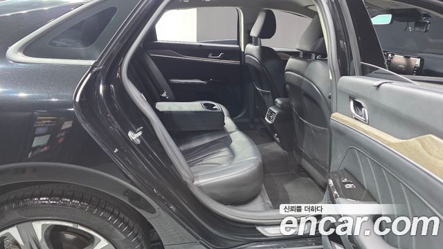 Kia K5 (III) 2.0 Signature 2023 — фото 12