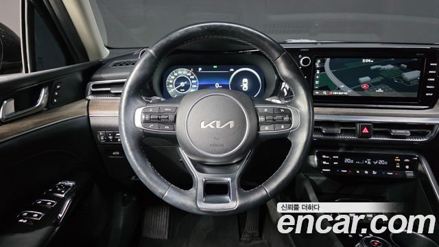 Kia K5 (III) 2.0 Signature 2023 — фото 14