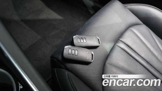 Kia K5 (III) 2.0 Signature 2023 — фото 16