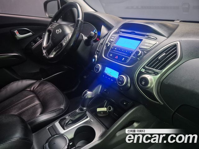 Hyundai Tucson ix Diesel(e-VGT) 2WD Smart special 2014 — фото 17