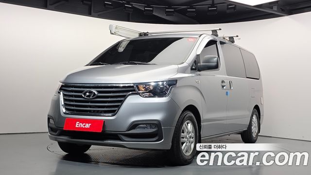 Hyundai Grand Starex Camping car 2019 — фото 1