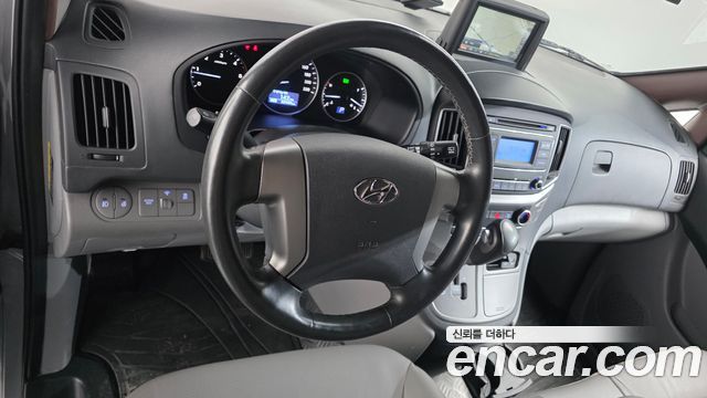 Hyundai Grand Starex Camping car 2019 — фото 13