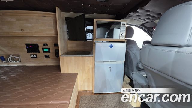 Hyundai Grand Starex Camping car 2019 — фото 17