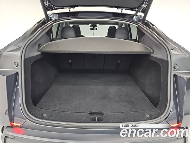 Tesla Model Y Long Range AWD 2025 — фото 23