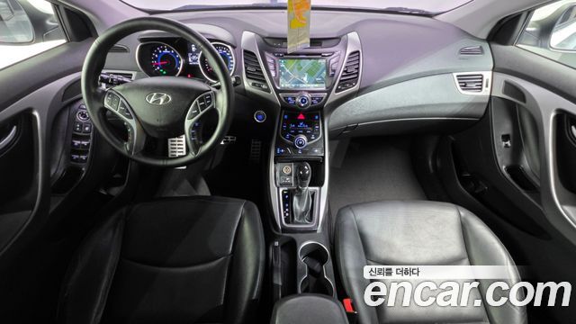 Hyundai Avante 1.6 GDi Premium Standard 2015 — фото 7