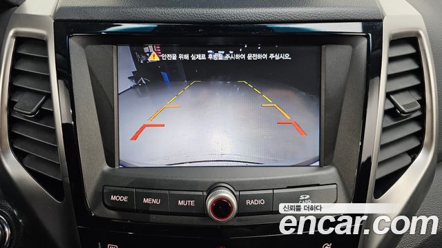 KG Mobility (SsangYong) Tivoli LX 2WD HI-DLX 2015 — фото 15