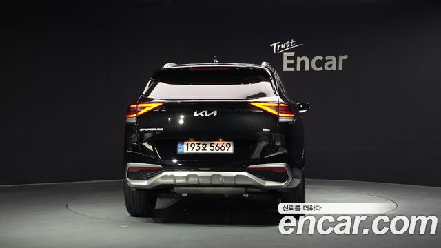 Kia Sportage (V) Gasoline 1.6 Turbo 4WD Nobleless 2023 — фото 4