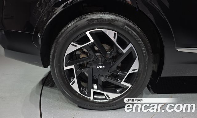 Kia Sportage (V) Gasoline 1.6 Turbo 4WD Nobleless 2023 — фото 5