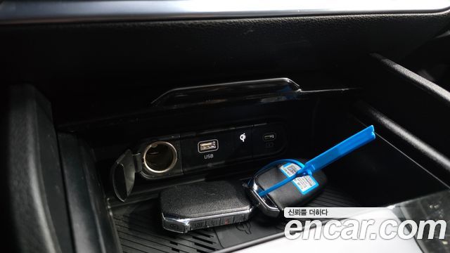Kia Sportage (V) Gasoline 1.6 Turbo 4WD Nobleless 2023 — фото 26