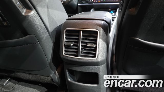 Kia Sportage (V) Gasoline 1.6 Turbo 4WD Nobleless 2023 — фото 33