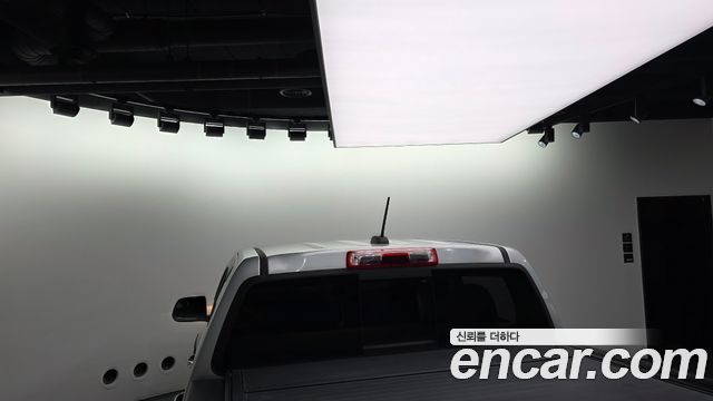 Chevrolet Colorado 3.6 Extreme 4WD 2020 — фото 30