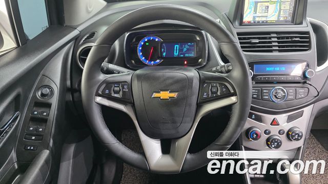 Chevrolet Trax 1.4 LT Leather Package 2015 — фото 13