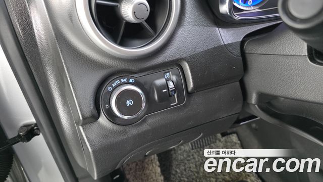 Chevrolet Trax 1.4 LT Leather Package 2015 — фото 18