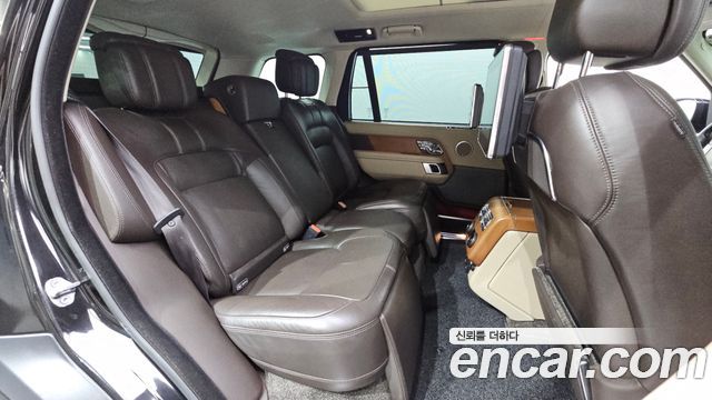 Land Rover Range Rover (IV) 4.4 SDV8 AB LWB DIESEL 2019 — фото 12