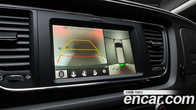 Kia Carnival 9-Seater Noblesse Special 2018 — фото 15
