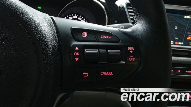Kia Carnival 9-Seater Noblesse Special 2018 — фото 16
