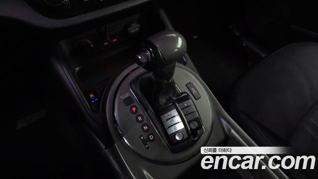 Kia Sportage R Diesel 4WD Trendy 2014 — фото 9