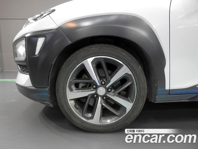 Hyundai Kona 1.6 Turbo 2WD Modern Art 2018 — фото 5