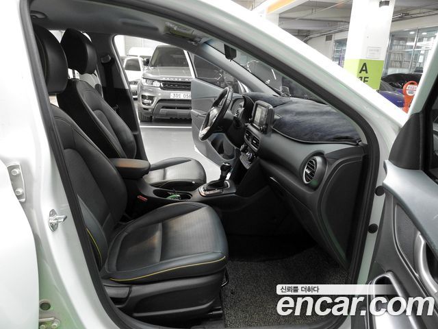 Hyundai Kona 1.6 Turbo 2WD Modern Art 2018 — фото 16