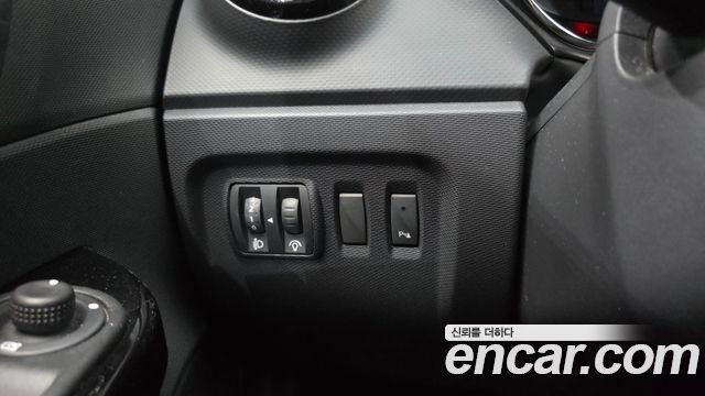 Renault Korea QM3 RE 2015 — фото 29