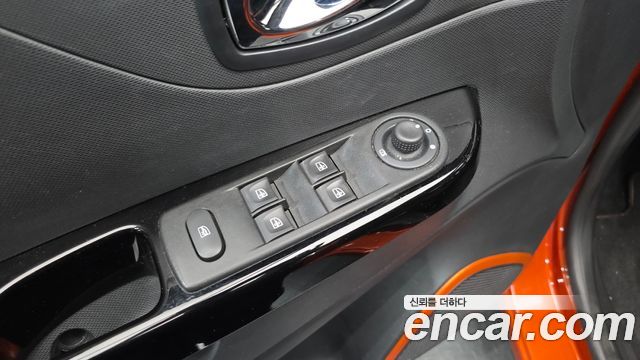 Renault Korea QM3 RE 2015 — фото 31