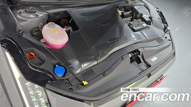 Kia EV4 Standard 2WD Earth 2026 — фото 6