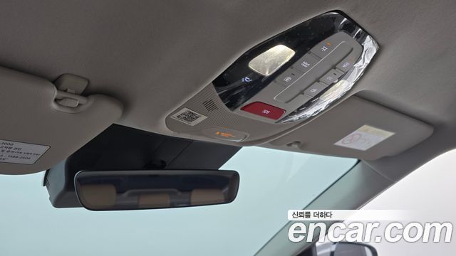 Kia EV4 Standard 2WD Earth 2026 — фото 15