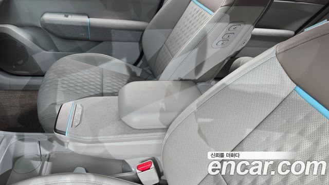 Kia EV4 Standard 2WD Earth 2026 — фото 27