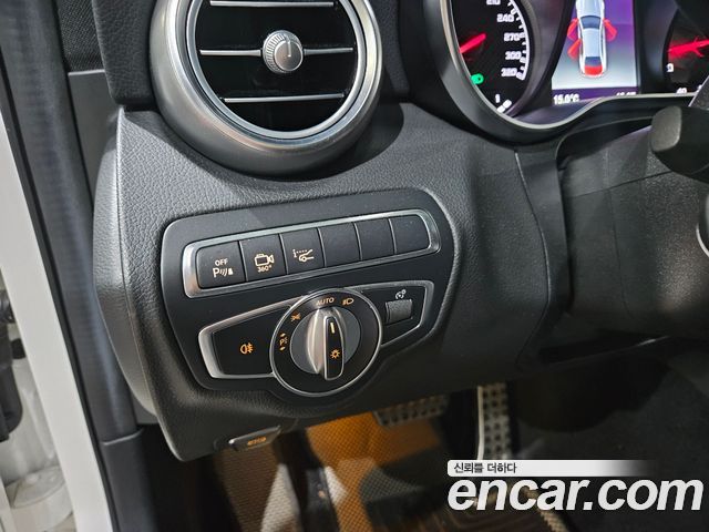 Mercedes-Benz C-Class (W205) C63 AMG 2018 — фото 9