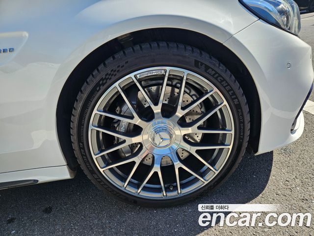 Mercedes-Benz C-Class (W205) C63 AMG 2018 — фото 23